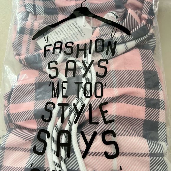 Exclusive Pink Geometric CowlNeck Long Sleeve Top Lg - Picture 6 of 9